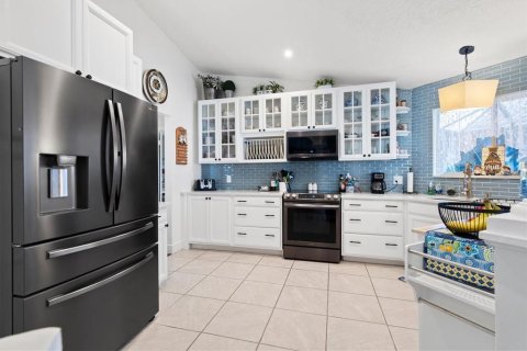 Villa ou maison à vendre à Summerfield, Floride: 2 chambres, 158.49 m2 № 2414964 - photo 6