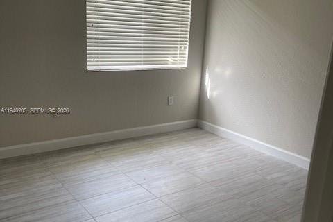 Casa en alquiler en Cutler Bay, Florida, 4 dormitorios, 231.88 m2 № 2003197 - foto 21