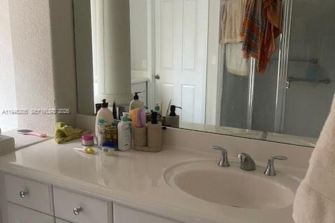 Casa en alquiler en Cutler Bay, Florida, 4 dormitorios, 231.88 m2 № 2003197 - foto 19