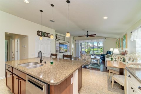 House in Parrish, Florida 3 bedrooms, 167.87 sq.m. № 2393616 - photo 5