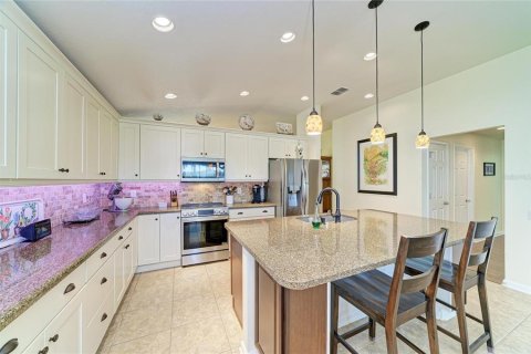 House in Parrish, Florida 3 bedrooms, 167.87 sq.m. № 2393616 - photo 3