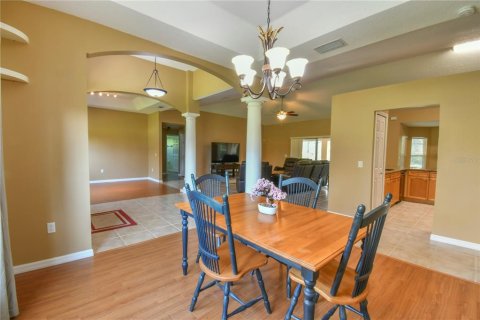Casa en venta en Tavares, Florida, 4 dormitorios, 240.43 m2 № 1670038 - foto 12