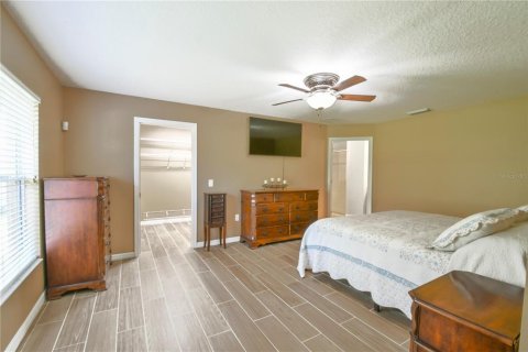 Casa en venta en Tavares, Florida, 4 dormitorios, 240.43 m2 № 1670038 - foto 24