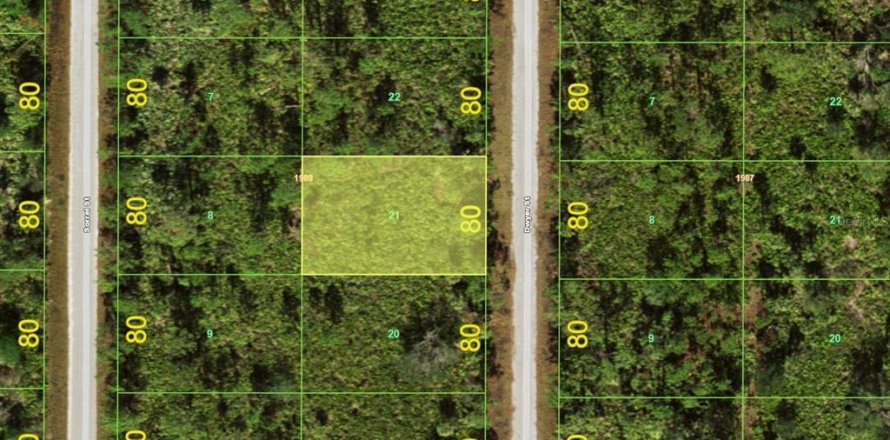 Land in Port Charlotte, Florida № 2211681