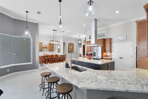 Villa ou maison à vendre à Orlando, Floride: 5 chambres, 310.57 m2 № 1916124 - photo 9