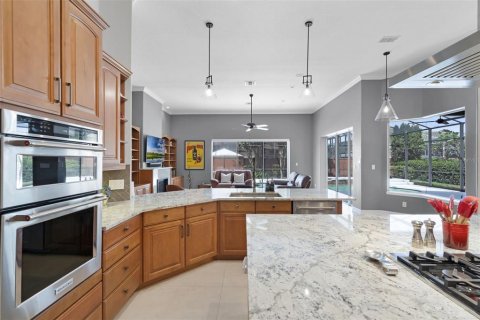 Villa ou maison à vendre à Orlando, Floride: 5 chambres, 310.57 m2 № 1916124 - photo 8