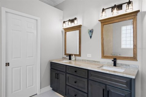 Villa ou maison à vendre à Orlando, Floride: 5 chambres, 310.57 m2 № 1916124 - photo 17