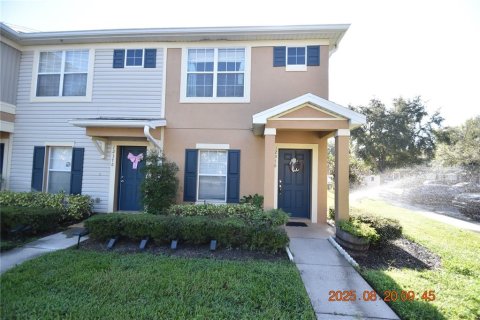Adosado en alquiler en Riverview, Florida, 2 dormitorios, 116.59 m2 № 1904161 - foto 1