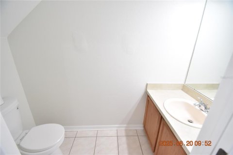 Adosado en alquiler en Riverview, Florida, 2 dormitorios, 116.59 m2 № 1904161 - foto 9