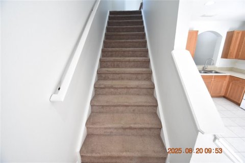 Adosado en alquiler en Riverview, Florida, 2 dormitorios, 116.59 m2 № 1904161 - foto 10