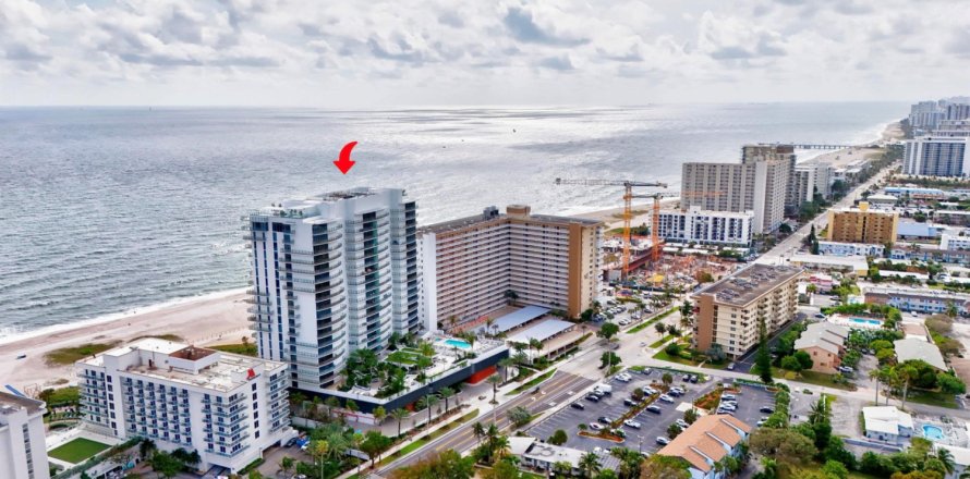 Condo in Pompano Beach, Florida, 3 bedrooms  № 914159