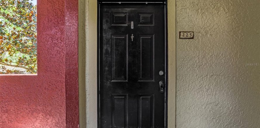 Condo in Lake Mary, Florida, 1 bedroom  № 2167215