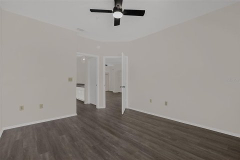 Condo in Lake Mary, Florida, 1 bedroom  № 2167215 - photo 12