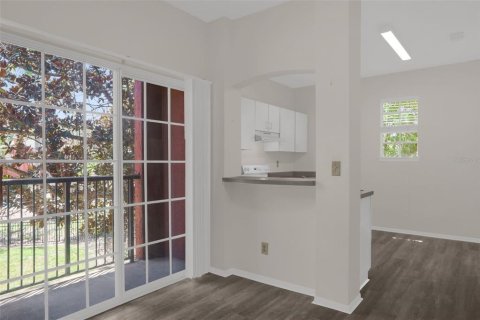 Condo in Lake Mary, Florida, 1 bedroom  № 2167215 - photo 8