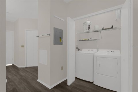 Condo in Lake Mary, Florida, 1 bedroom  № 2167215 - photo 17