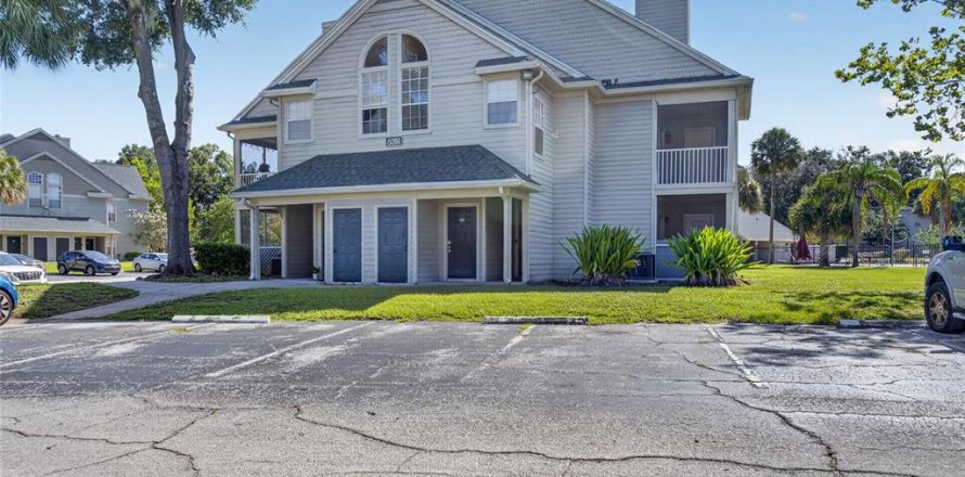 Condominio en Orlando, Florida, 2 dormitorios  № 2199740