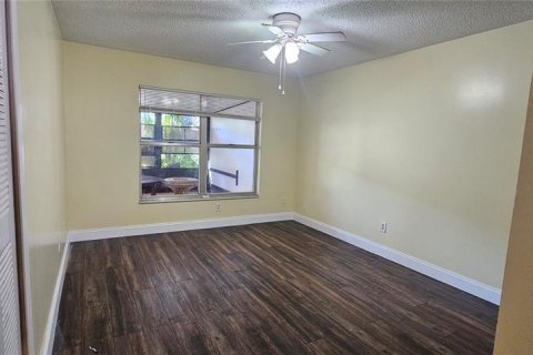 Copropriété à louer à Kissimmee, Floride: 2 chambres, 80.27 m2 № 2420451 - photo 3