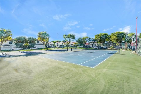 Copropriété à vendre à Miami, Floride: 3 chambres, 107.4 m2 № 1892003 - photo 18