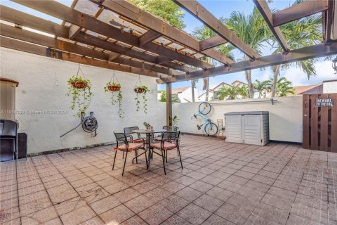 Copropriété à vendre à Miami, Floride: 3 chambres, 107.4 m2 № 1892003 - photo 15