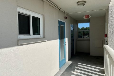 Condo in Sebring, Florida, 2 bedrooms  № 1843630 - photo 6