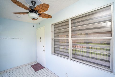 Condominio en venta en Hollywood, Florida, 2 dormitorios, 100.15 m2 № 1949224 - foto 9