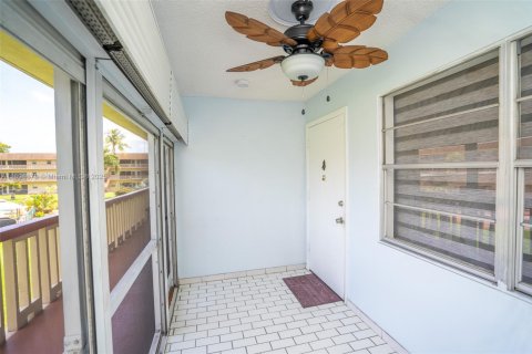Condominio en venta en Hollywood, Florida, 2 dormitorios, 100.15 m2 № 1949224 - foto 8