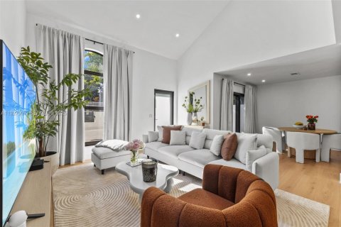 Touwnhouse à vendre à Aventura, Floride: 3 chambres, 138.89 m2 № 1986801 - photo 10