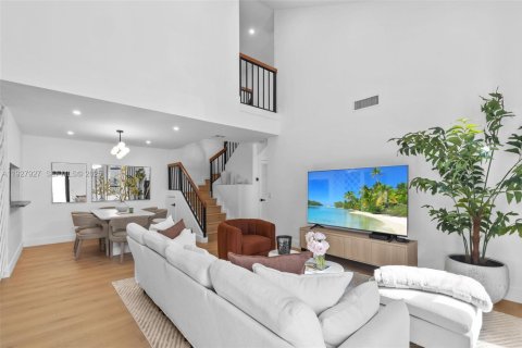 Touwnhouse à vendre à Aventura, Floride: 3 chambres, 138.89 m2 № 1986801 - photo 6