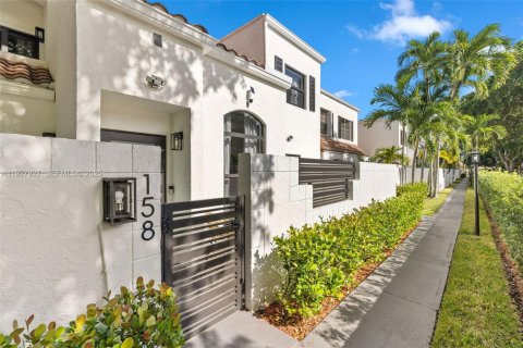 Touwnhouse à vendre à Aventura, Floride: 3 chambres, 138.89 m2 № 1986801 - photo 4