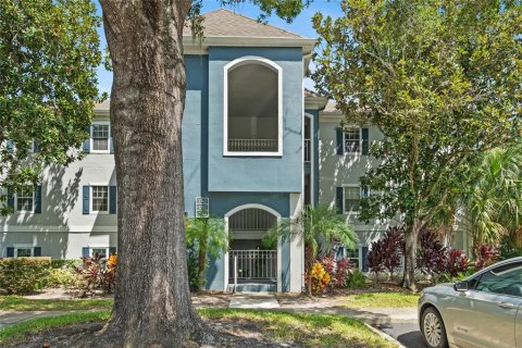 Condominio en venta en Longwood, Florida, 2 dormitorios, 126.81 m2 № 1904933 - foto 1