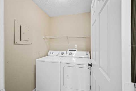 Condominio en venta en Longwood, Florida, 2 dormitorios, 126.81 m2 № 1904933 - foto 4