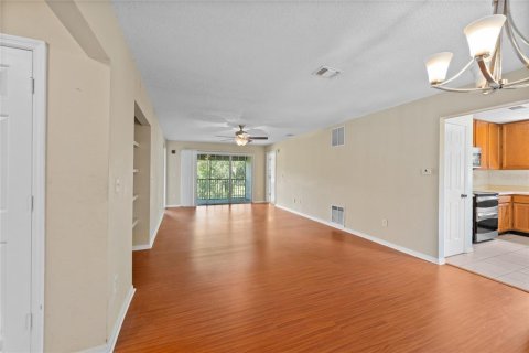 Condominio en venta en Longwood, Florida, 2 dormitorios, 126.81 m2 № 1904933 - foto 7