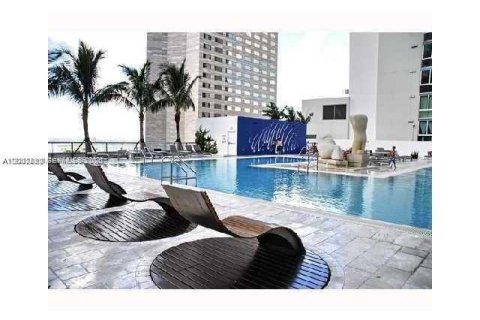 Copropriété à vendre à Miami, Floride: 1 chambre, 78.6 m2 № 2091368 - photo 12