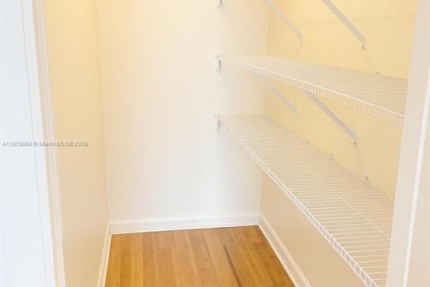 Copropriété à vendre à Miami, Floride: 3 chambres, 116.13 m2 № 1981371 - photo 16