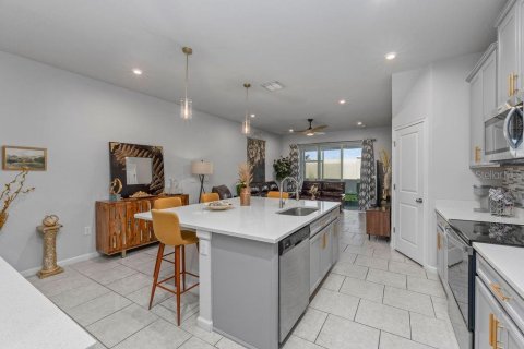 Townhouse in Lutz, Florida 3 bedrooms, 156.08 sq.m. № 1789189 - photo 10