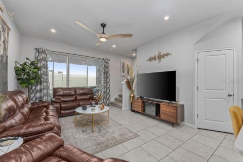 Townhouse in Lutz, Florida 3 bedrooms, 156.08 sq.m. № 1789189 - photo 15