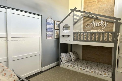 Touwnhouse à vendre à Miami, Floride: 3 chambres, 150.87 m2 № 1953630 - photo 16