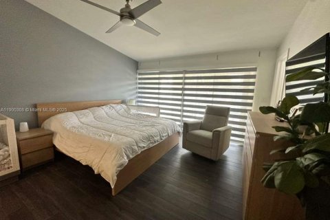 Touwnhouse à vendre à Miami, Floride: 3 chambres, 150.87 m2 № 1953630 - photo 23