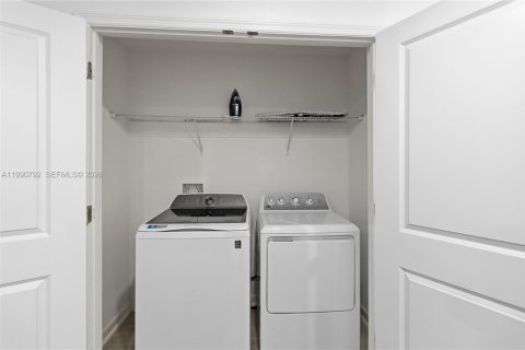 Купить виллу или дом в Дэвенпорт, Флорида 7 спален, № 2058569 - фото 29