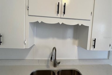 Casa en alquiler en Tampa, Florida, 3 dormitorios, 130.06 m2 № 1636085 - foto 7