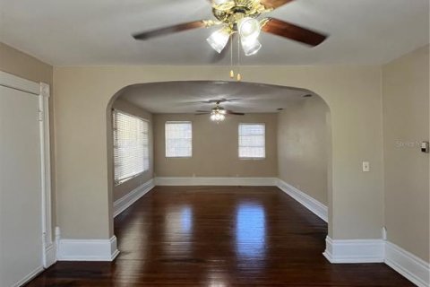 Casa en alquiler en Tampa, Florida, 3 dormitorios, 130.06 m2 № 1636085 - foto 4