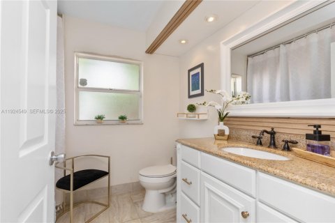 Villa ou maison à vendre à Coconut Creek, Floride: 4 chambres, 183.3 m2 № 1984074 - photo 7