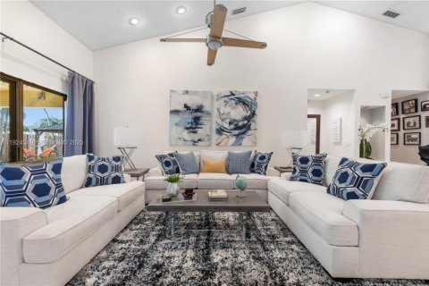 Villa ou maison à vendre à Coconut Creek, Floride: 4 chambres, 183.3 m2 № 1984074 - photo 3