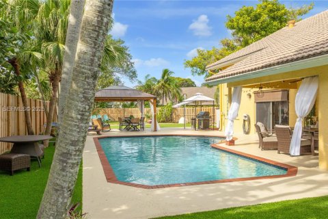 Villa ou maison à vendre à Coconut Creek, Floride: 4 chambres, 183.3 m2 № 1984074 - photo 23