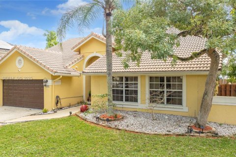 Villa ou maison à vendre à Coconut Creek, Floride: 4 chambres, 183.3 m2 № 1984074 - photo 29