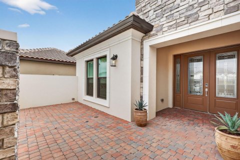 House in Port St. Lucie, Florida 3 bedrooms, 283.44 sq.m. № 2145963 - photo 10