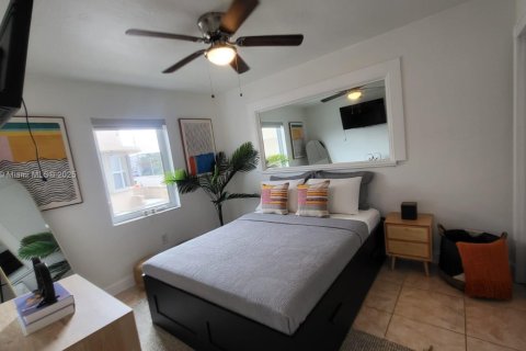 Immobilier commercial à vendre à Hollywood, Floride: 155.33 m2 № 1990912 - photo 29