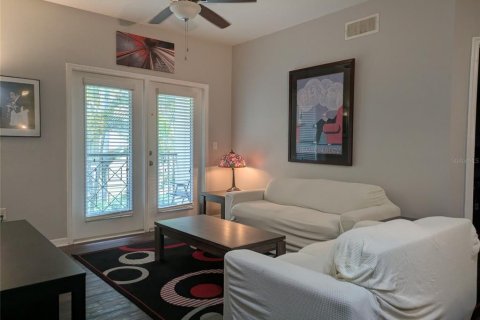 Condominio en alquiler en Tampa, Florida, 1 dormitorio, 55.56 m2 № 1912700 - foto 7