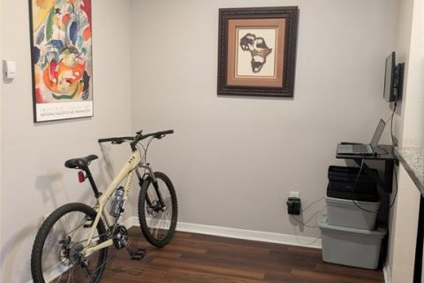 Condominio en alquiler en Tampa, Florida, 1 dormitorio, 55.56 m2 № 1912700 - foto 11