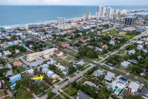Casa en venta en Daytona Beach, Florida, 2 dormitorios, 113.25 m2 № 2107933 - foto 4